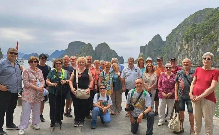 Afluencia de turistas españoles a Vietnam crece 42,3% en primer semestre - ảnh 1