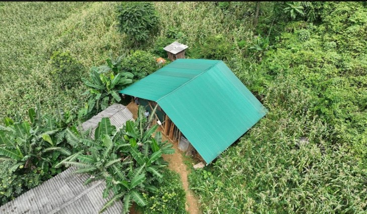 Erradican las viviendas temporales y deterioradas en el distrito de Ha Quang, Cao Bang  - ảnh 1