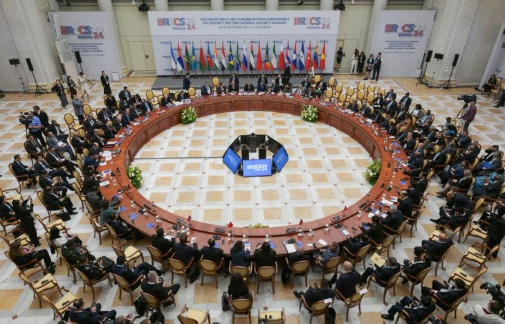 Expertos de 45 países en Cumbre de Medios de Comunicación de los BRICS en Rusia - ảnh 1