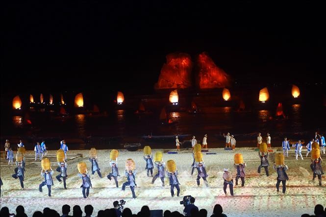 Carnaval Ha Long 2025 se celebrará en mayo  - ảnh 1