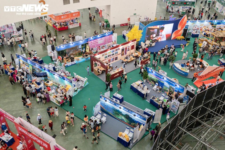 Feria de Otoño 2025 atrae a gran cantidad de visitantes - ảnh 1