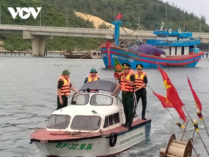 El Ejército unido contra la pesca INDNR: Por la defensa de la soberanía y el desarrollo sostenible de la pesca - ảnh 7