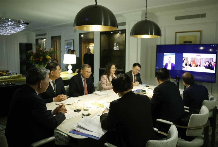 Líder político de Vietnam sostiene conversaciones telefónicas con senadores estadounidenses - ảnh 2