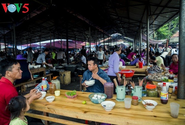 Chợ phiên Bắc Hà, những sắc màu văn hóa vùng cao - ảnh 8