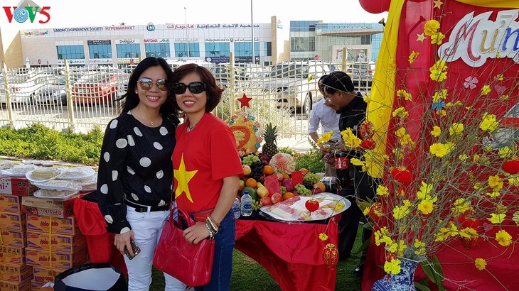 Tết cộng đồng 2018 tại UAE - ảnh 4