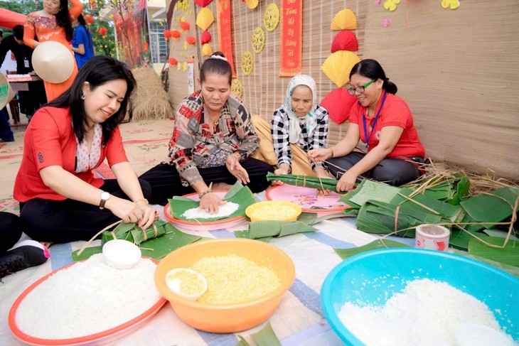 ពេលដែលការអភិវឌ្ឍសេដ្ឋកិច្ចដើរទន្ទឹមគ្នាជាមួយនឹងការធានាសុខុមាលភាពសង្គម - ảnh 3