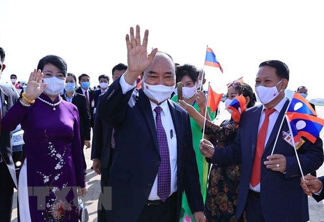 Nguyên Xuân Phuc en visite au Laos - ảnh 1