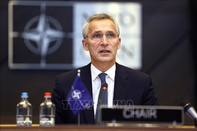 Jens Stoltenberg: Pas de consensus sur l’adhésion de l’Ukraine à l’OTAN - ảnh 1