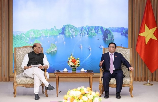 Pham Minh Chinh reçoit Rajnath Singh - ảnh 1