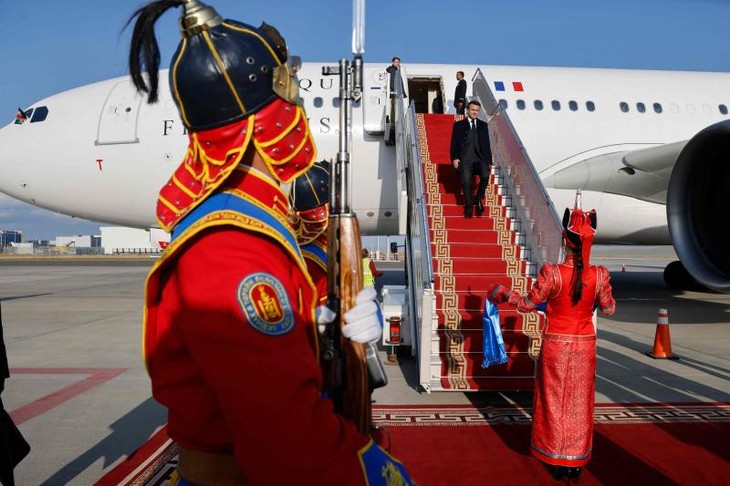 Emmanuel Macron en Mongolie ce dimanche, une première pour un président français - ảnh 1