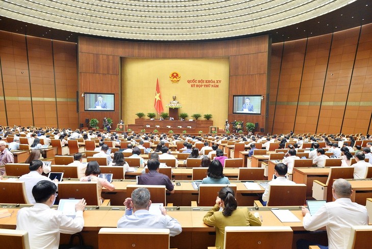 Assemblée nationale: Débat sur la lutte contre le gaspillage de 2022 - ảnh 1