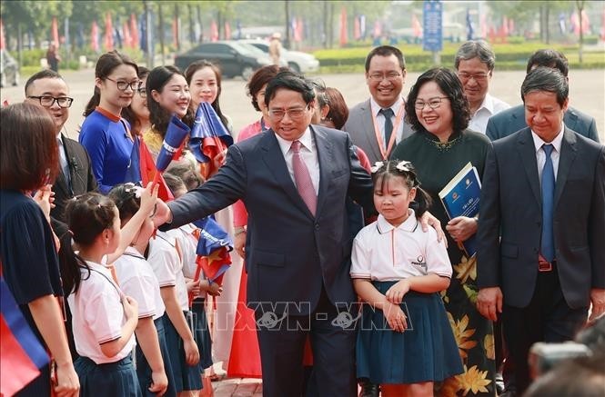 Pham Minh Chinh plaide pour une société apprenante et un apprentissage tout au long de la vie - ảnh 1