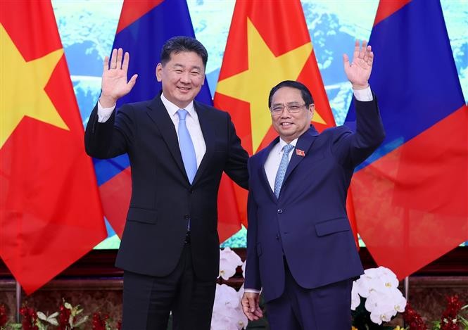 Pham Minh Chinh rencontre Ukhnaagiin Khurelsukh - ảnh 1