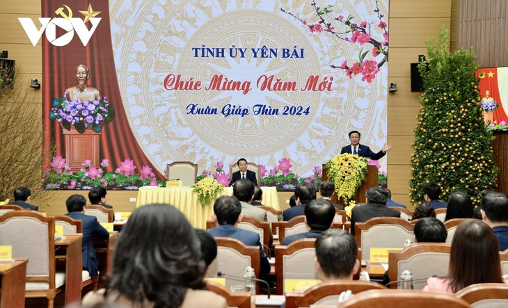 Têt: Vuong Dinh Huê rencontre les responsables d’Yên Bai - ảnh 1