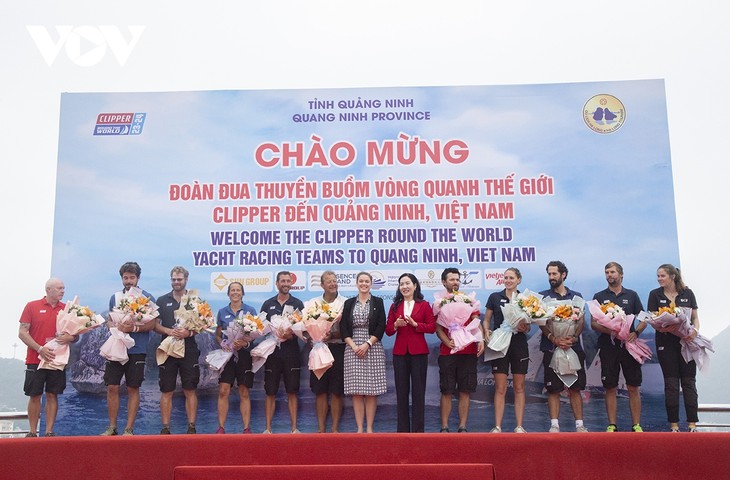 Accueil des voiliers de la Clipper Race à Ha Long - ảnh 1