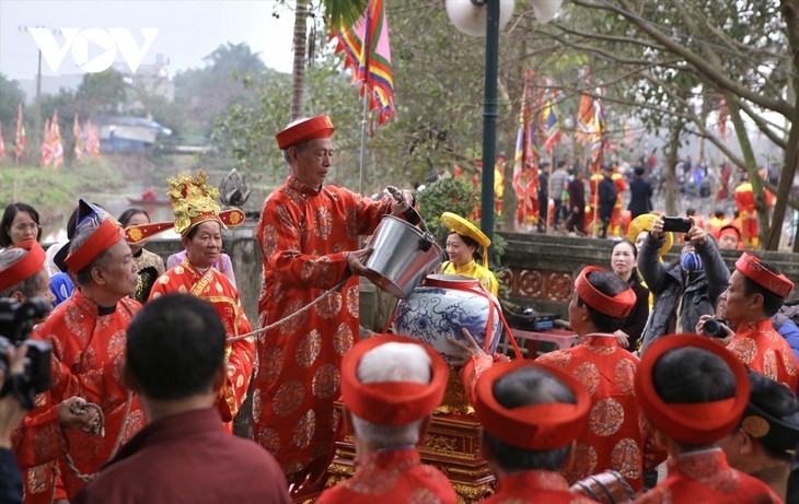 Les fêtes traditionnelles, une immense ressource pour la puissance culturelle nationale - ảnh 2