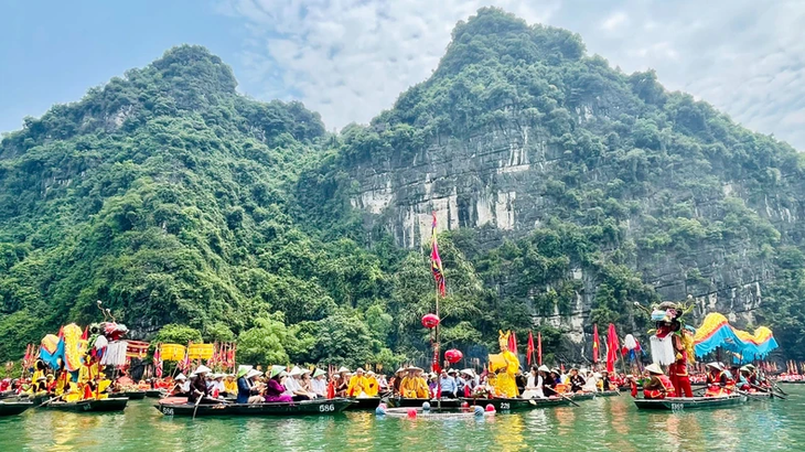 Ouverture du festival «Vers la région patrimoniale de Tràng An» - ảnh 1