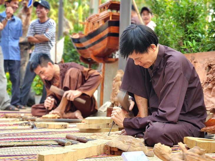 Kim Bông, haut lieu de la menuiserie artisanale - ảnh 2