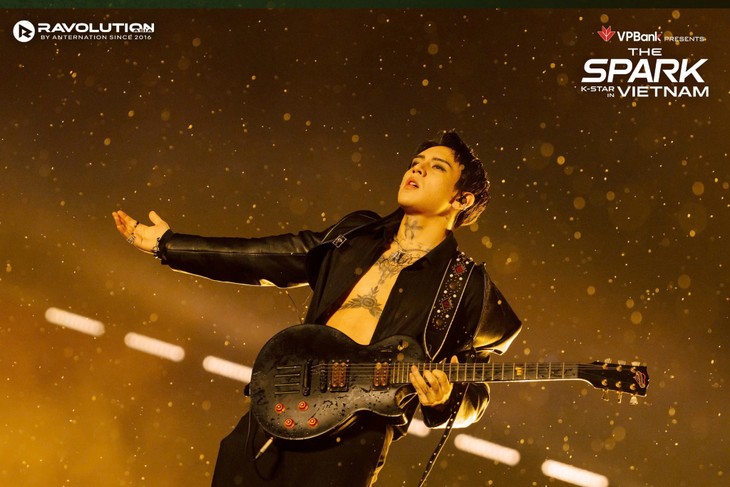 K-Star Spark Mega Concert: quand la K-pop embrase My Dinh sous la pluie     - ảnh 5