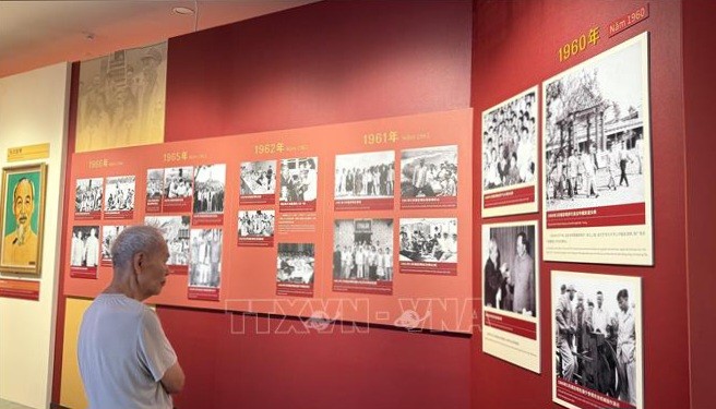 Hô Chi Minh en Chine: une exposition retrace son parcours révolutionnaire - ảnh 1