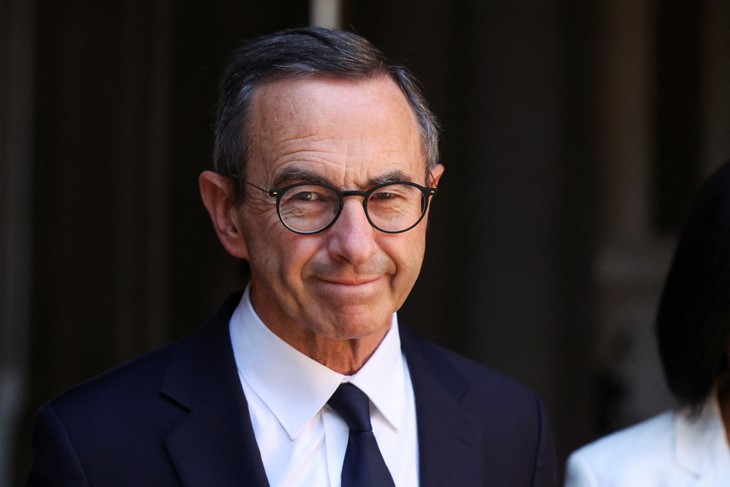 France – Algérie: l’escalade diplomatique se poursuit sur fond de tensions migratoires - ảnh 1