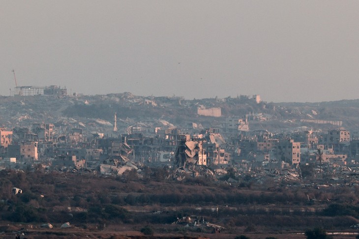 Gaza: 23 morts en 24 heures dans les bombardements israéliens - ảnh 1