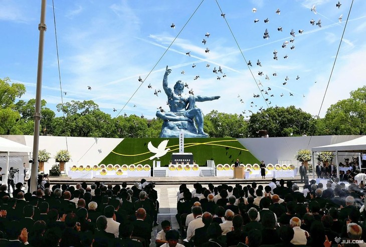 L’appel à la paix résonne à Nagasaki, 80 ans après la bombe atomique - ảnh 1