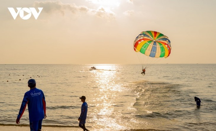 Readers’ Choice Awards 2025: Perleninsel Phu Quoc wird als schönste Insel Asiens ausgezeichnet - ảnh 11