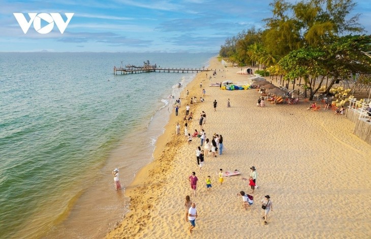 Readers’ Choice Awards 2025: Perleninsel Phu Quoc wird als schönste Insel Asiens ausgezeichnet - ảnh 3