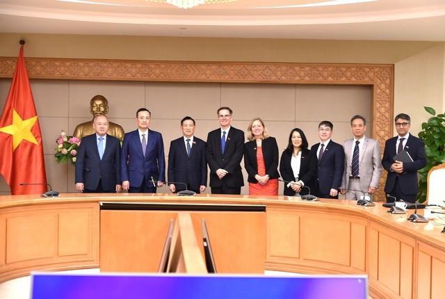 Le Vietnam demande à la Banque mondiale de renforcer sa coopération en matière d’infrastructures stratégiques et de logistique - ảnh 1