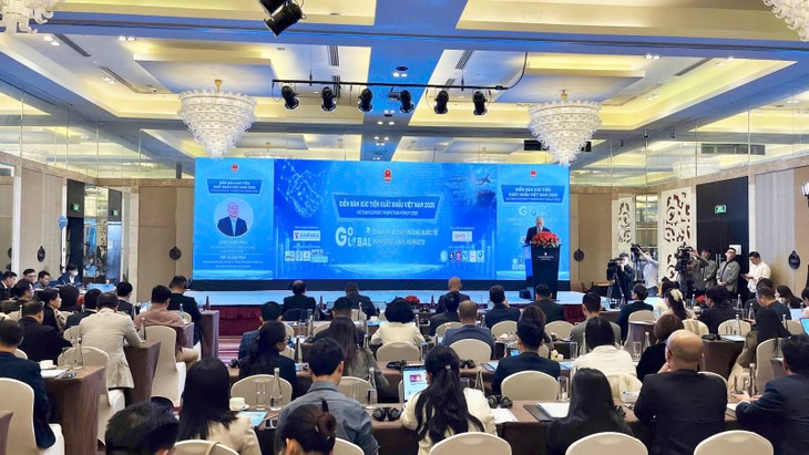 Le total des exportations vietnamiennes dépassera 950 milliards de dollars en 2025 - ảnh 1