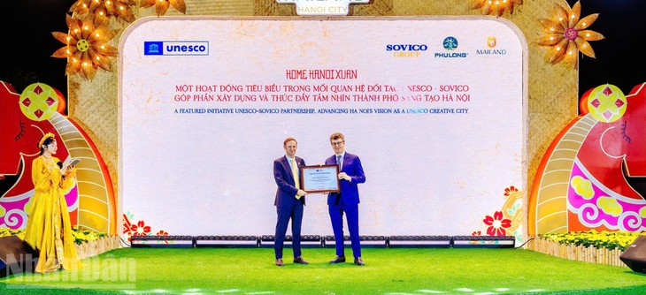 L’UNESCO distingue la rue florale du Têt à Hanoï - ảnh 1