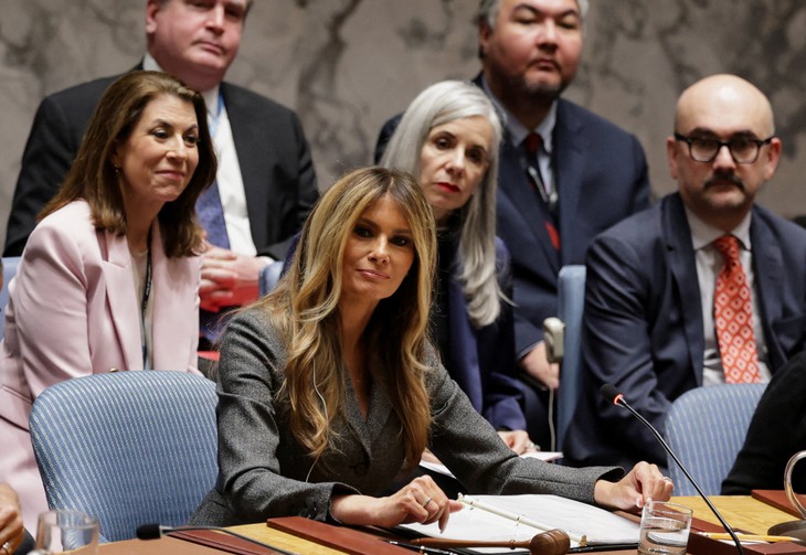 Melania Trump préside un Conseil de sécurité sur les enfants victimes des conflits - ảnh 2