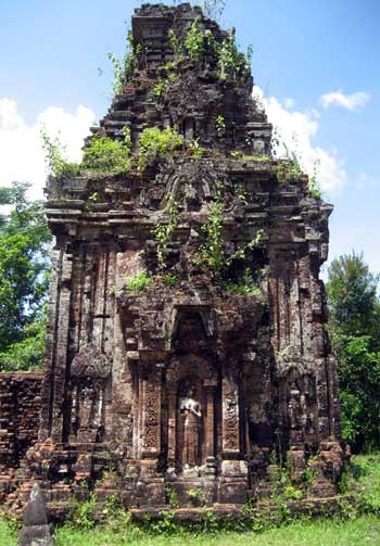 อนุรักษ์และพัฒนาคุณค่าของปูชนียสถานประวัติศาสตร์และวัฒนธรรมเวียดนาม - ảnh 1