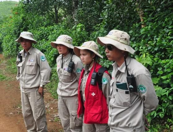 เรื่องราวเกี่ยวกับสตรีในหน่วยเก็บกู้กับระเบิดและวัตถุระเบิดที่หลงเหลือหลังสงคราม - ảnh 1