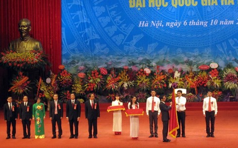 พิธีฉลองครบรอบ 20 ปีการก่อตั้งมหาวิทยาลัยสังคมศาสตร์และมนุษยศาสตร์ - ảnh 1