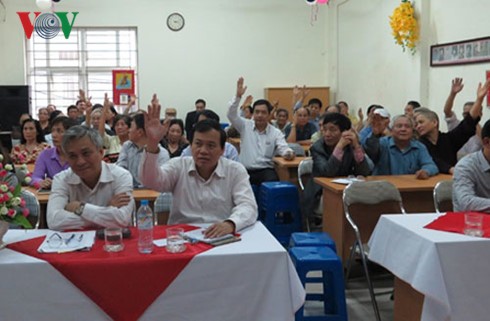 การประชุมผู้มีสิทธิ์เลือกตั้งในชุมชนมีความหมายสำคัญในการเลือกตั้ง - ảnh 1