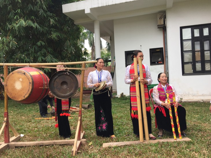 สัมผัสบรรยากาศวัฒนธรรมเขตตะวันตกเฉียงเหนือ ณ พิพิธภัณฑ์ชาติพันธุ์เวียดนาม - ảnh 5