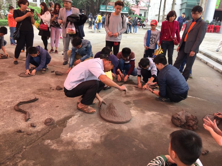 สัมผัสบรรยากาศวัฒนธรรมเขตตะวันตกเฉียงเหนือ ณ พิพิธภัณฑ์ชาติพันธุ์เวียดนาม - ảnh 18