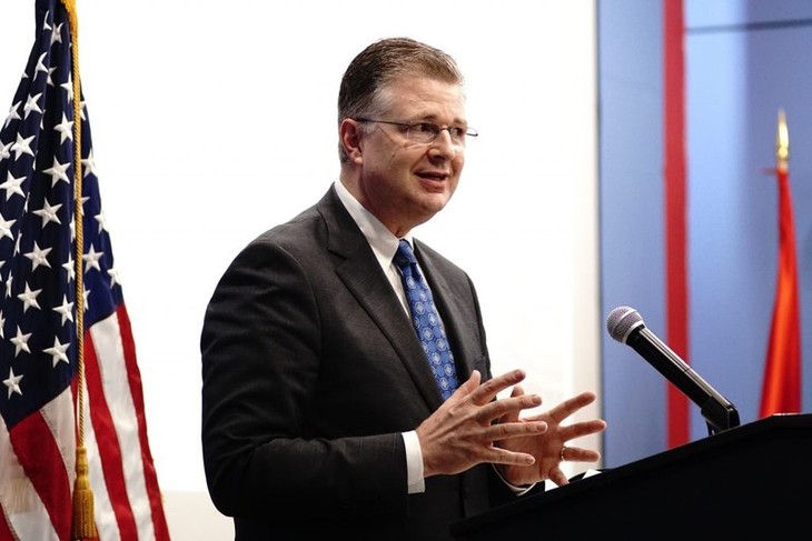 เวียดนามสนับสนุนอุปกรณ์การแพทย์ให้แก่ประชาชนกัมพูชาและบางประเทศ - ảnh 2