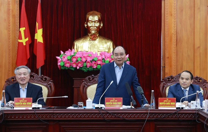 สร้างสรรค์แนวพรมแดนที่สันติภาพ การข้ามแดนที่สะดวกและมีเสถียรภาพระหว่างเวียดนามกับจีนเป็นเรื่องที่สำคัญเป็นอย่างมาก - ảnh 1