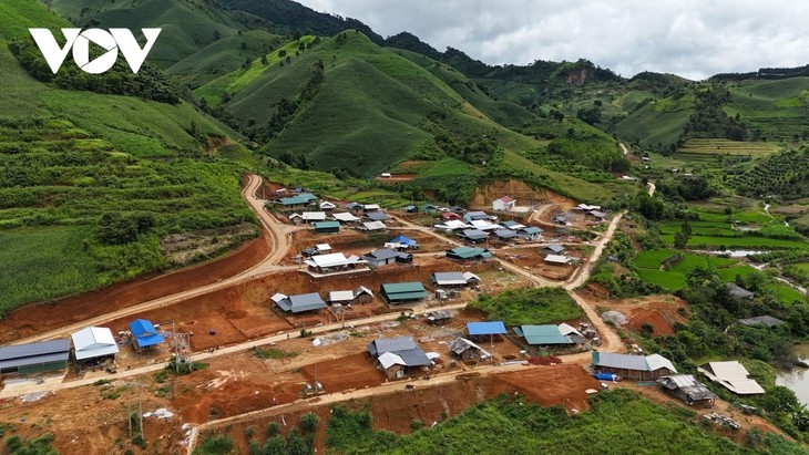 ต้อนรับตรุษเต๊ตในบ้านหลังใหม่ - ảnh 1