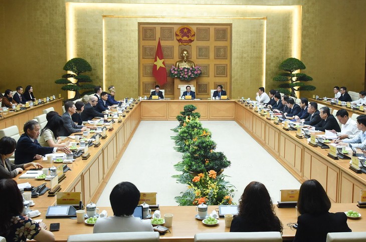 เวียดนามเอื้ออำนวยให้สถานประกอบการสหรัฐประกอบธุรกิจได้อย่างสะดวกในเวียดนาม - ảnh 1