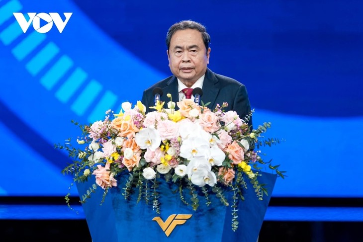 พิธีมอบรางวัล VinFuture ครั้งที่ 5 - ảnh 1