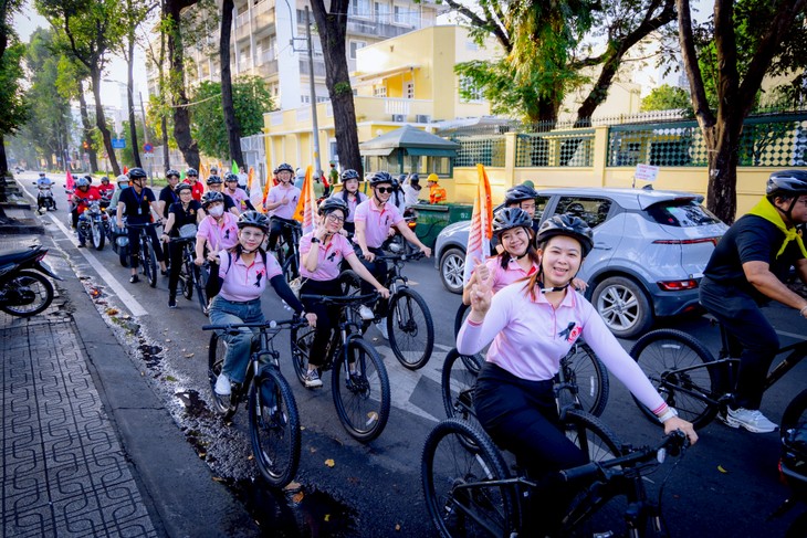 กิจกรรมบริจาคโลหิต ภายใต้โครงการจิตอาสา “เราทำความดีด้วยหัวใจ“ - ảnh 1