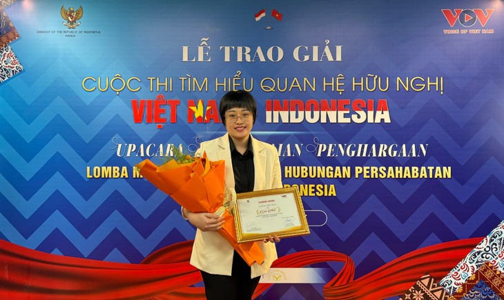 สถานีวิทยุเวียดนามมีส่วนช่วยเสริมสร้างความเข้าใจของสาธารณชนเกี่ยวกับความสัมพันธ์เวียดนาม-อินโดนีเซีย - ảnh 4