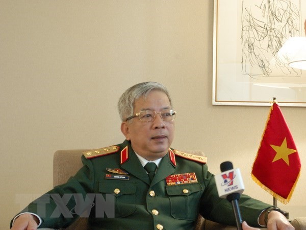 Vietnam, Japan boost defense cooperation - ảnh 1