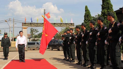 Chủ tịch nước thăm bà con vùng biên giới Gia Lai  - ảnh 2