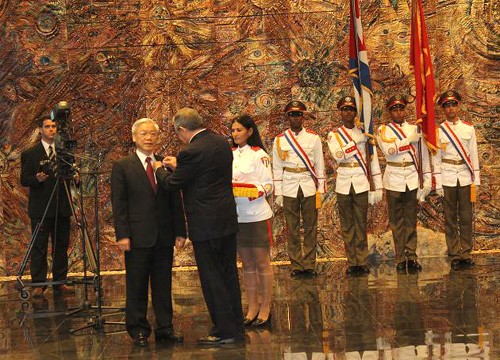 Đưa quan hệ hữu nghị và hợp tác Việt Nam-Cuba lên tầm cao mới  - ảnh 2