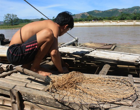 Săn cá bạc triệu trên sông - ảnh 2